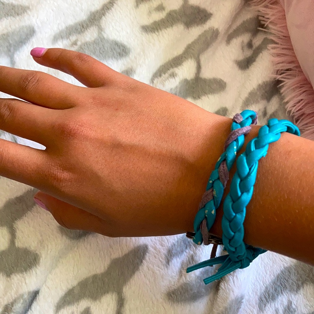 Bracelets - Picture 2 of 2